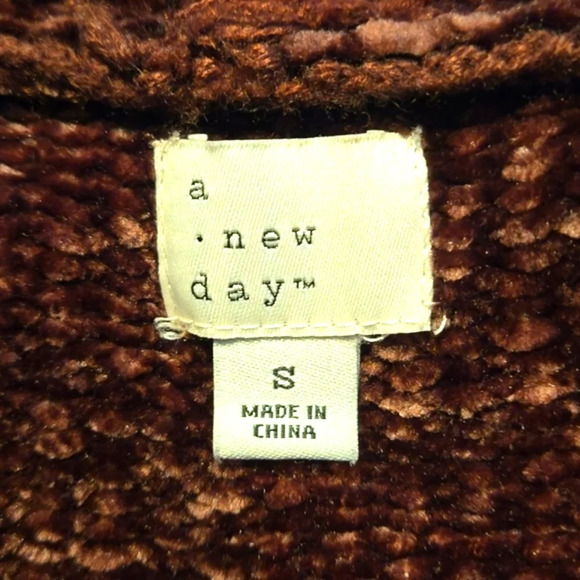A New Day Brown Cardigan Sweater size S with feel of soft chenille fabric - Picture 4 of 7